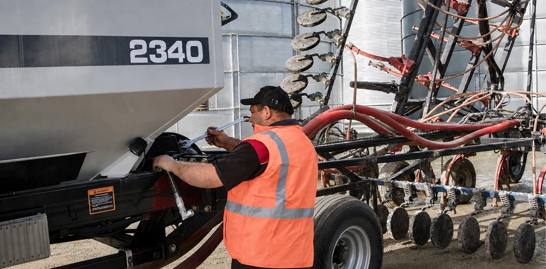 ENZED HOSE DOCTOR repairing hydraulic hoses